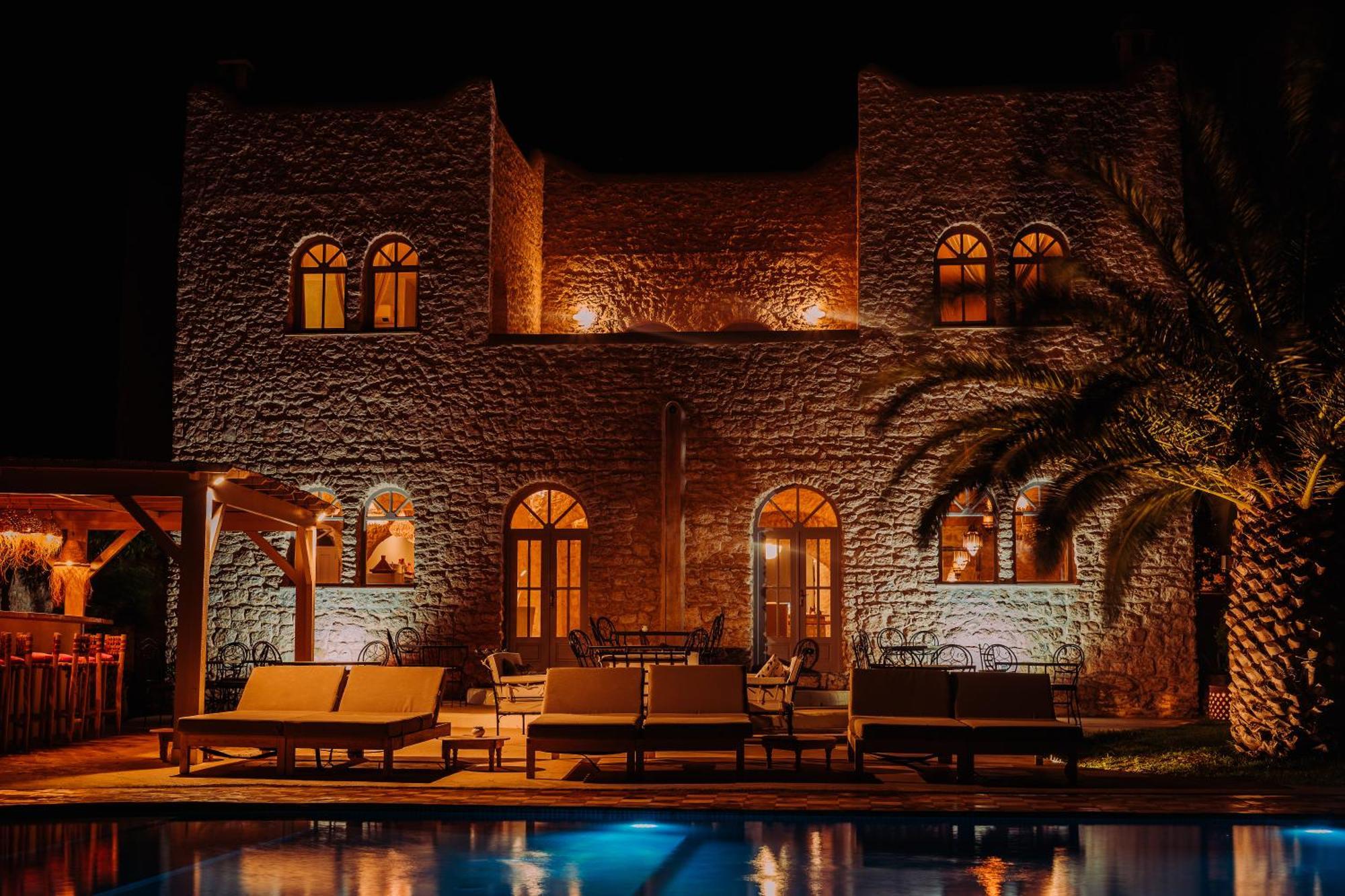 Villa Maya Εσαουίρα Εξωτερικό φωτογραφία